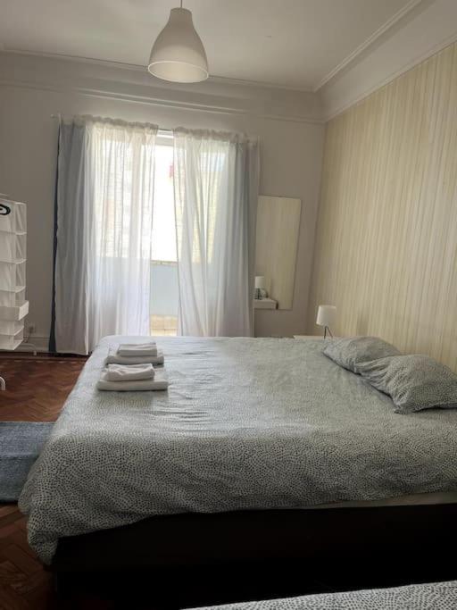 Habitacion Privada Para 3 Grande Con Balcon Lisboa Екстериор снимка