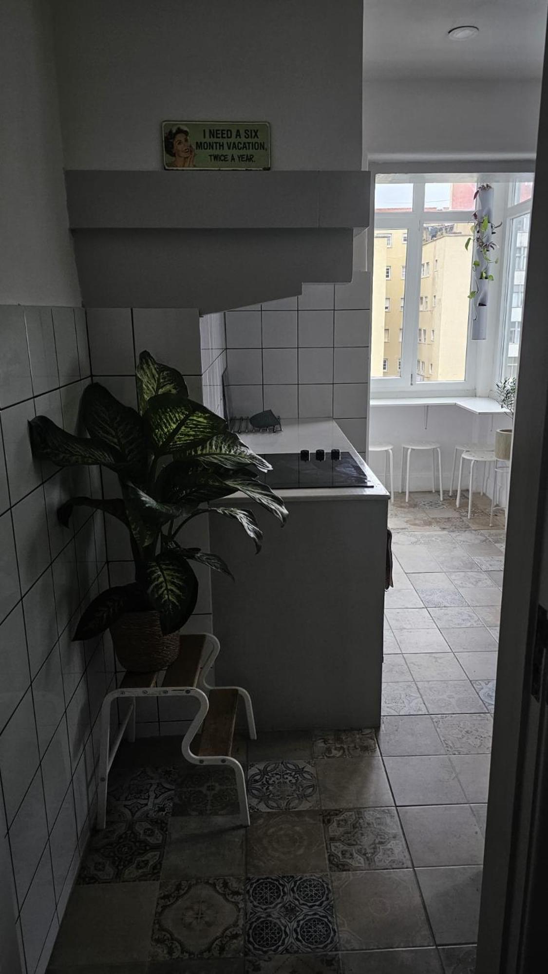 Habitacion Privada Para 3 Grande Con Balcon Lisboa Екстериор снимка