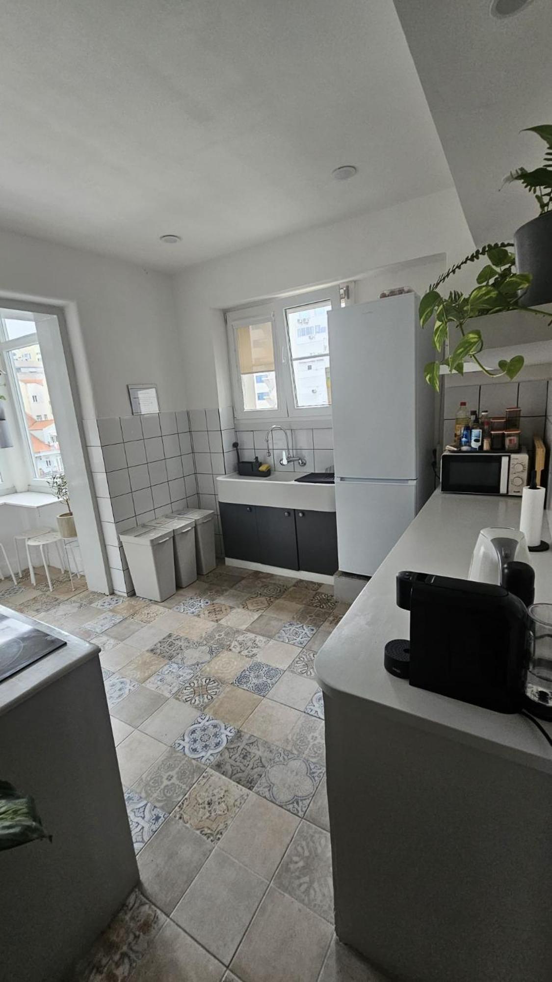 Habitacion Privada Para 3 Grande Con Balcon Lisboa Екстериор снимка